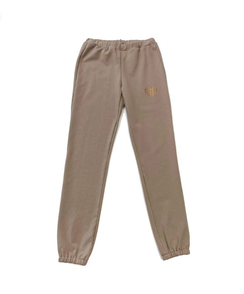 Pantalone sportivo fango con cuoricino