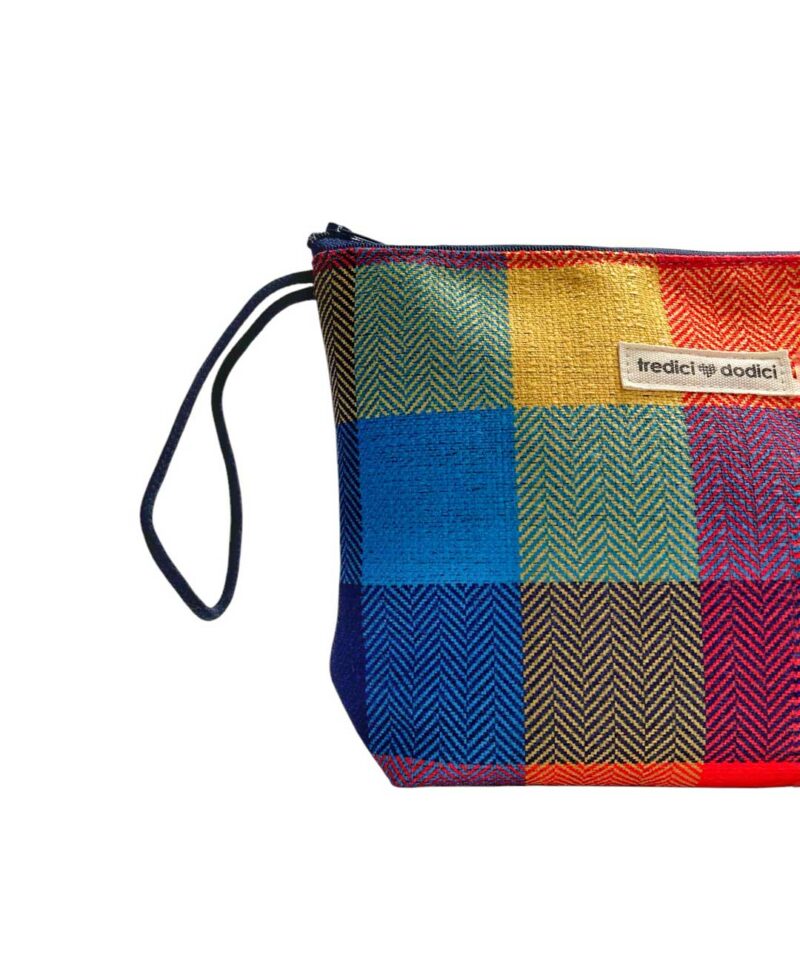 Pochette tredici dodici quadri colorati